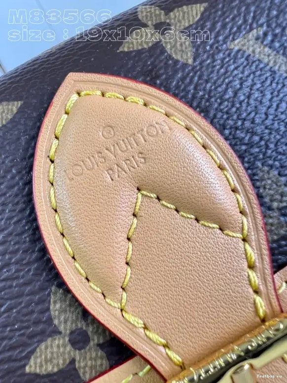 First bag ru Nano Diane-19*10.5*6 CM VUITTON LOUIS 0614